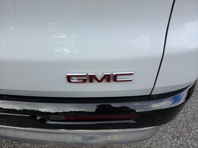 2026 GMC Acadia Denali FWD