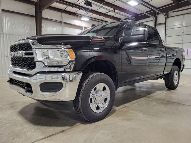 2023 RAM 2500 Tradesman Crew Cab 4x4 64 Box
