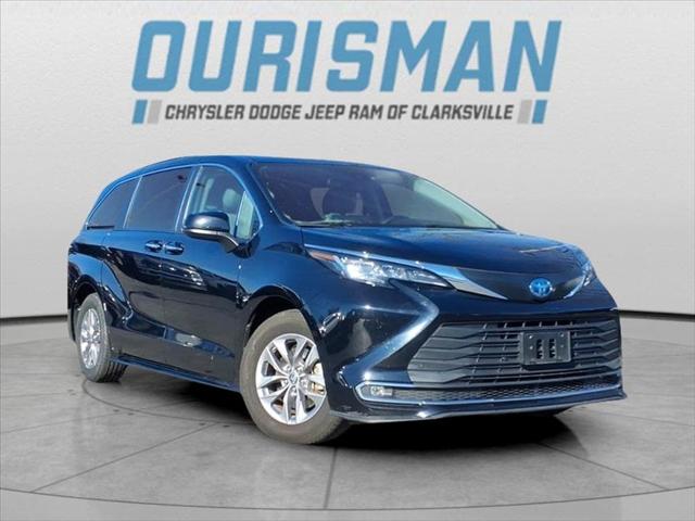 2023 Toyota Sienna XLE 2023 Toyota Sienna XLE