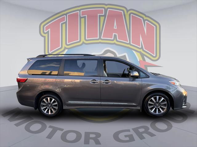 2019 Toyota Sienna XLE 7 Passenger [1]