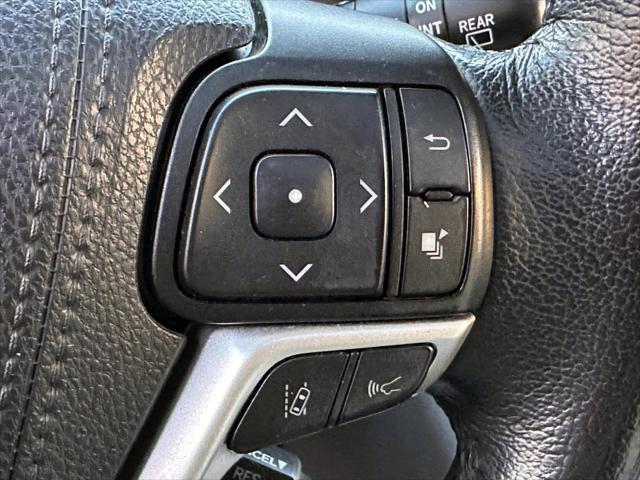 2019 Toyota Sienna XLE 7 Passenger [19]