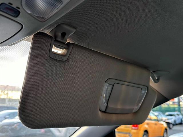 2019 Toyota Sienna XLE 7 Passenger [27]