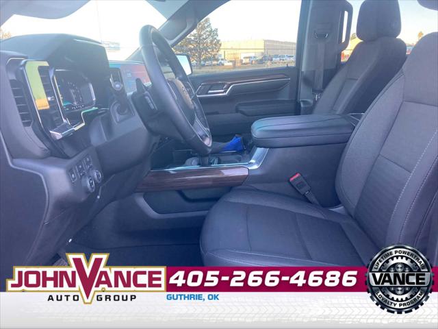 2024 Chevrolet Silverado 1500 4WD Crew Cab Short Bed RST