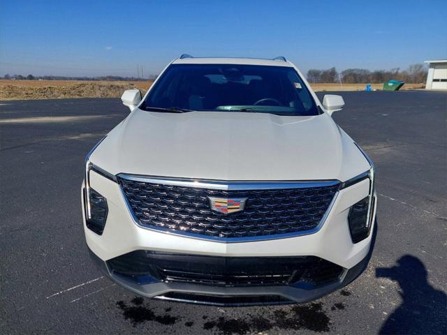 2024 Cadillac XT4 FWD Premium Luxury