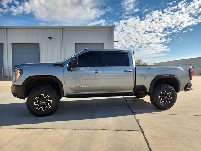 2025 GMC Sierra 2500HD 4WD Crew Cab Standard Bed AT4X