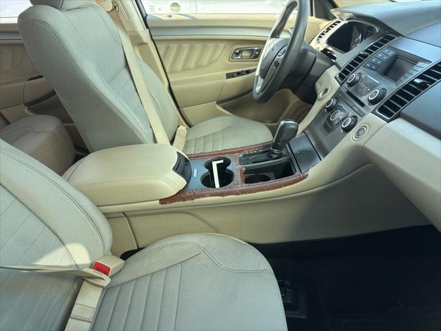 2018 Ford Taurus SE 2018 Ford Taurus SE