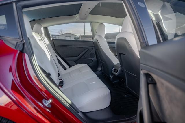 2022 Tesla Model 3 Rear-Wheel Drive