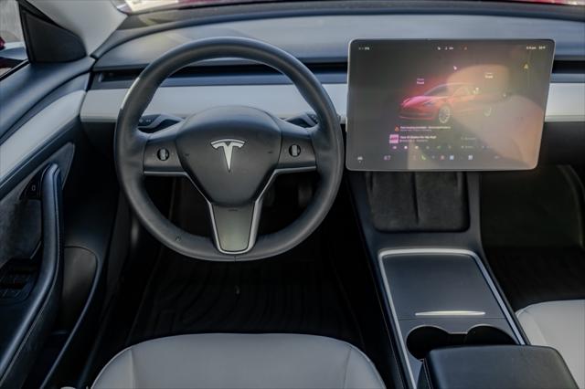2022 Tesla Model 3 Rear-Wheel Drive