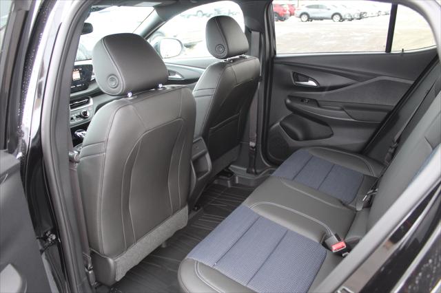 2026 Buick NV Preferred FWD