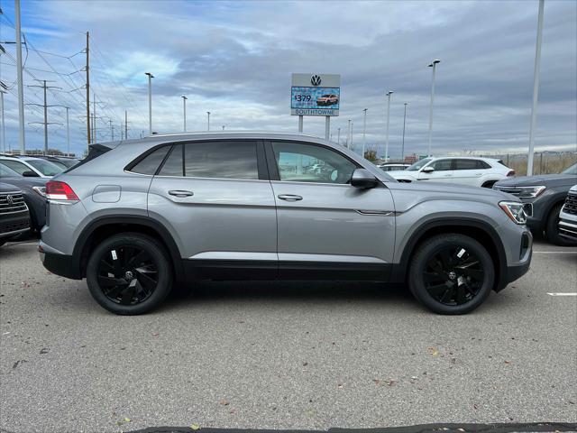 2026 Volkswagen Atlas Cross Sport SE with Technology