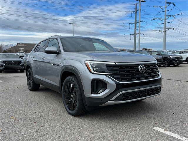 2026 Volkswagen Atlas Cross Sport SE with Technology