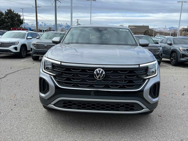2026 Volkswagen Atlas Cross Sport SE with Technology