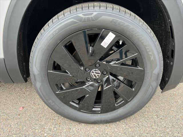 2026 Volkswagen Atlas Cross Sport SE with Technology
