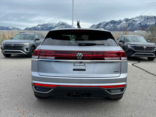 2026 Volkswagen Atlas Cross Sport SE with Technology