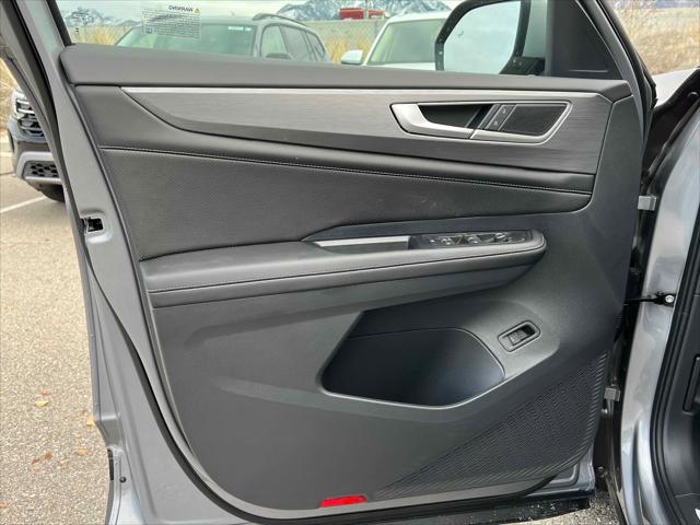 2026 Volkswagen Atlas Cross Sport SE with Technology