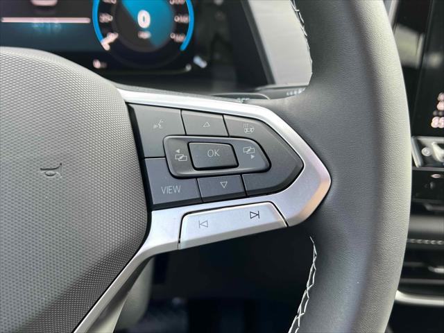 2026 Volkswagen Atlas Cross Sport SE with Technology