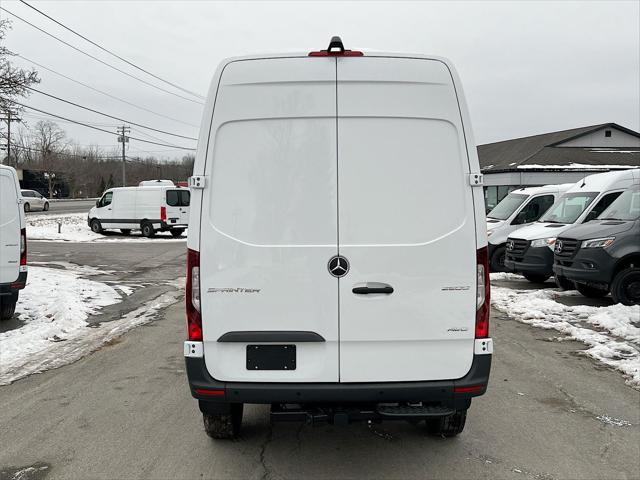 2026 Mercedes-Benz Sprinter 2500 Standard Roof 4-Cyl Diesel HO