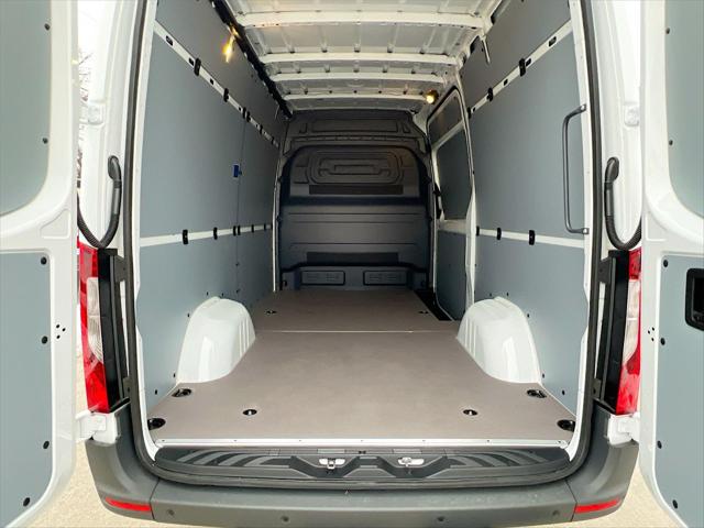 2026 Mercedes-Benz Sprinter 2500 Standard Roof 4-Cyl Diesel HO