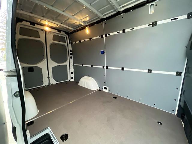 2026 Mercedes-Benz Sprinter 2500 Standard Roof 4-Cyl Diesel HO