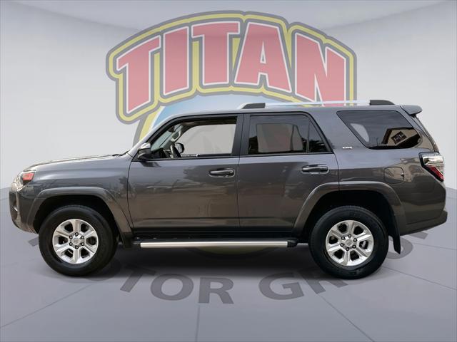 2022 Toyota 4Runner SR5 [1]