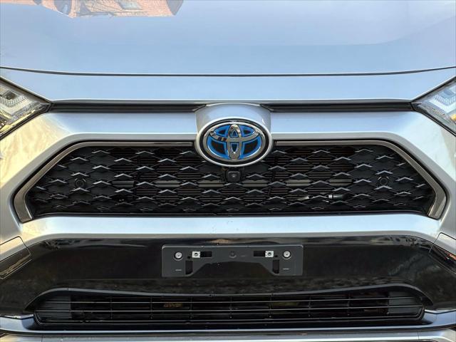 2024 Toyota RAV4 Prime XSE [8]