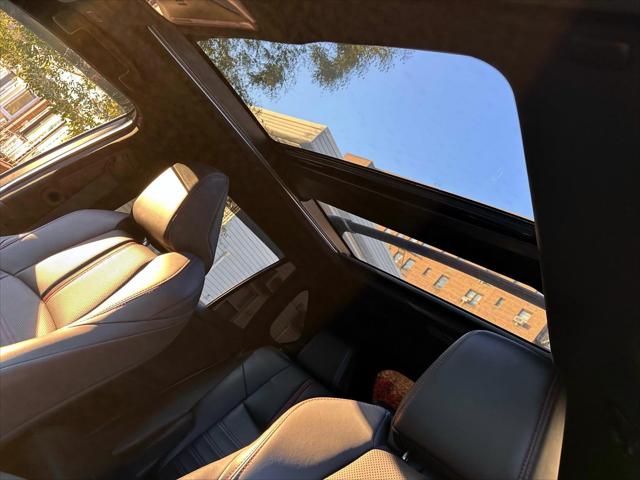 2024 Toyota RAV4 Prime XSE [13]