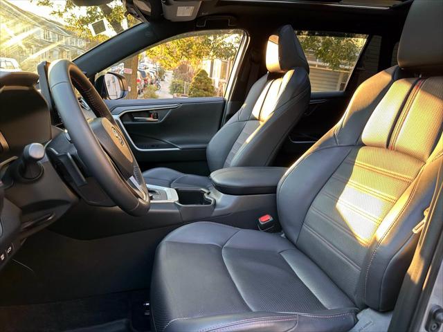 2024 Toyota RAV4 Prime XSE [15]