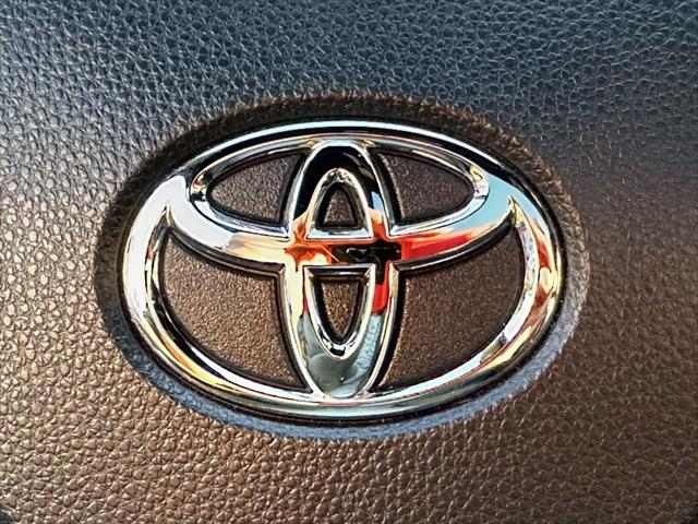 2024 Toyota RAV4 Prime XSE [24]