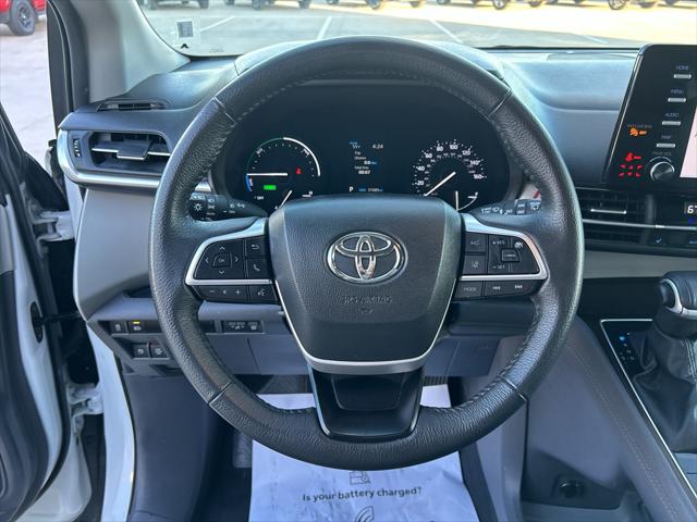 2024 Toyota Sienna XLE