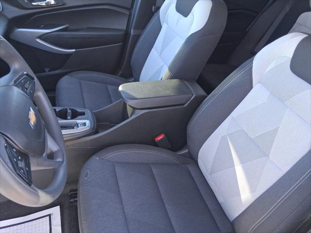 2025 Chevrolet Trax FWD LS