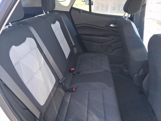2025 Chevrolet Trax FWD LS