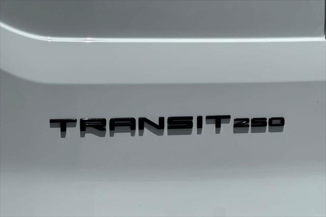 2026 Ford Transit Cargo Van T-250 148 Med Rf 9150 GVWR RWD