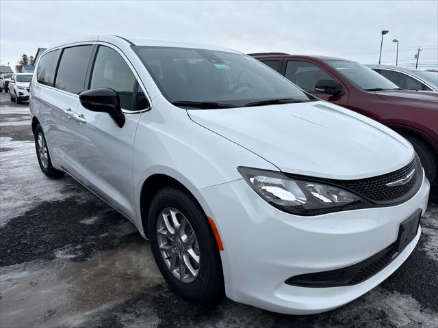 2026 Chrysler Voyager VOYAGER LX