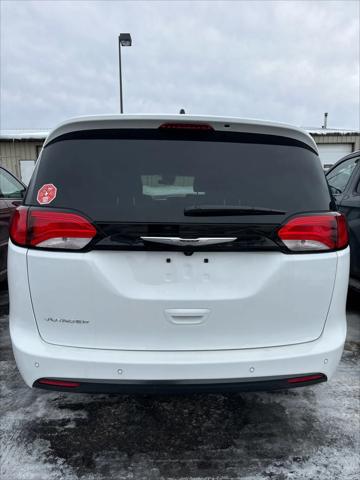 2026 Chrysler Voyager LX