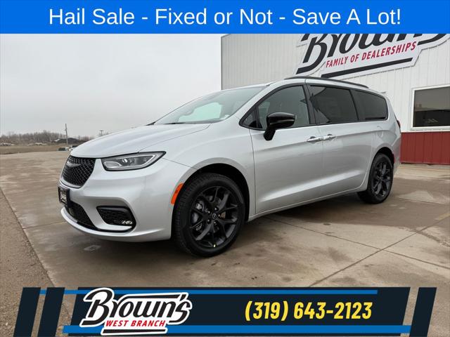 2026 Chrysler Pacifica PACIFICA SELECT AWD