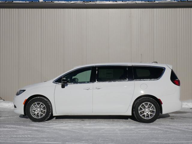 2026 Chrysler Voyager VOYAGER LX