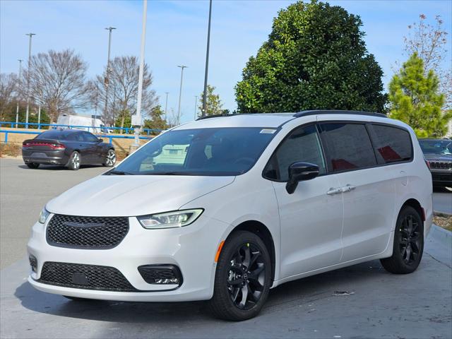 2026 Chrysler Pacifica PACIFICA SELECT