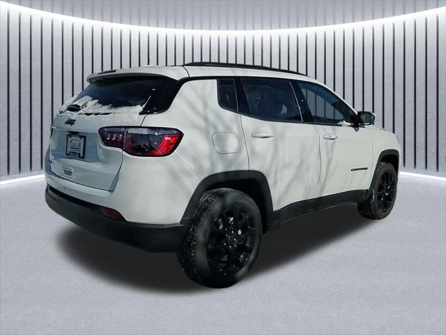 2026 Jeep Compass Latitude Altitude