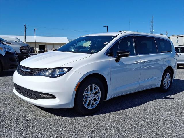 2026 Chrysler Voyager VOYAGER LX
