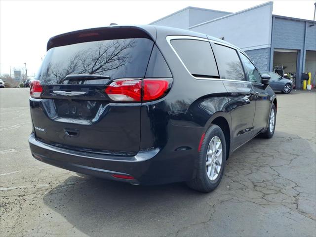 2026 Chrysler Voyager VOYAGER LX