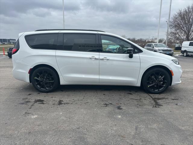 2026 Chrysler Pacifica PACIFICA SELECT 2026 Chrysler Pacifica PACIFICA SELECT