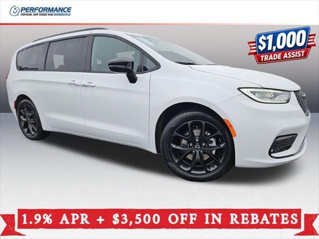 2026 Chrysler Pacifica PACIFICA SELECT