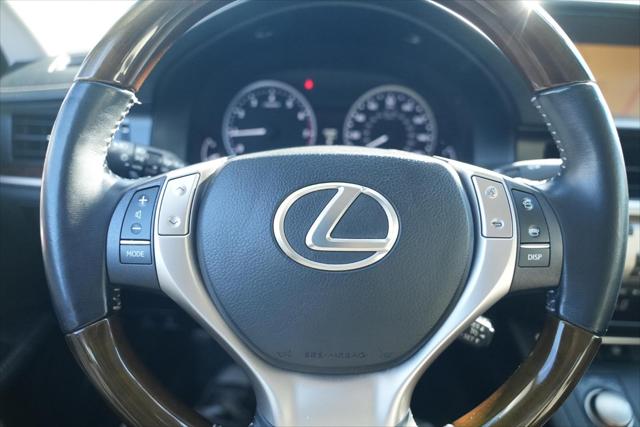 2013 Lexus ES 350 4dr Sdn