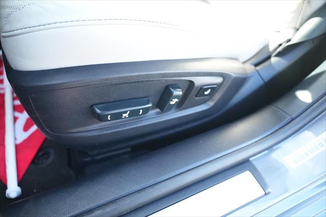 2013 Lexus ES 350 4dr Sdn