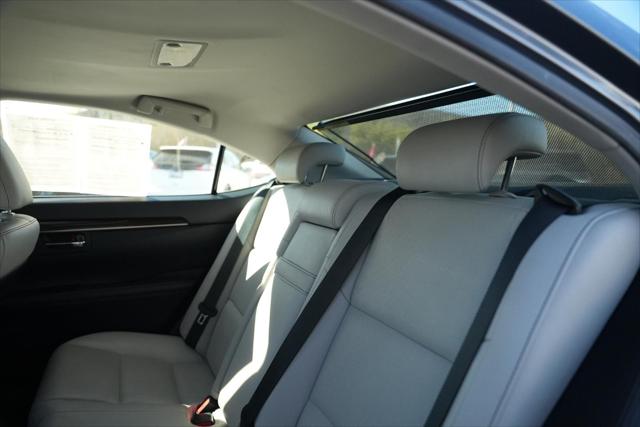 2013 Lexus ES 350 4dr Sdn
