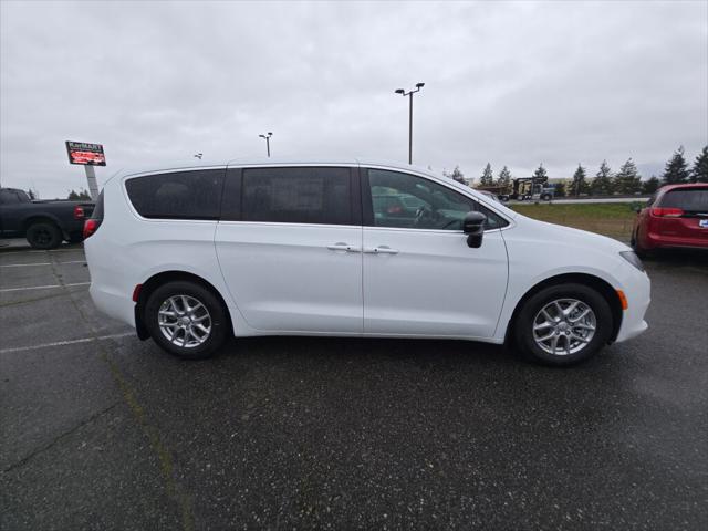 2026 Chrysler Voyager VOYAGER LX