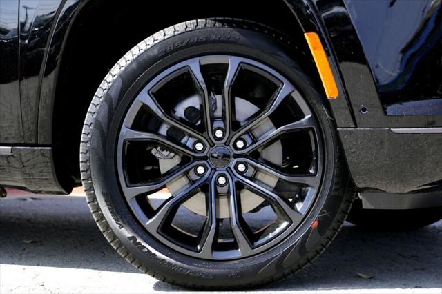 2026 Wagoneer Grand Wagoneer GRAND WAGONEER L SUMMIT OBSIDIAN 4X4