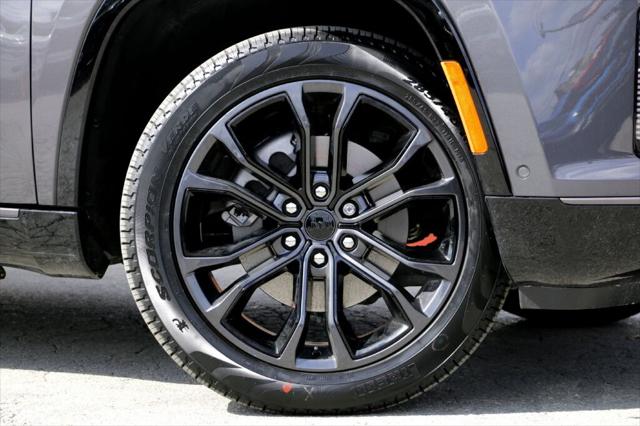 2026 Wagoneer Grand Wagoneer GRAND WAGONEER SUMMIT OBSIDIAN 4X4