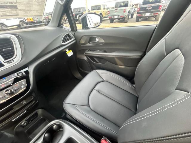 2026 Chrysler Voyager VOYAGER LX 2026 Chrysler Voyager VOYAGER LX
