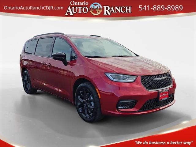 2026 Chrysler Pacifica PACIFICA SELECT AWD